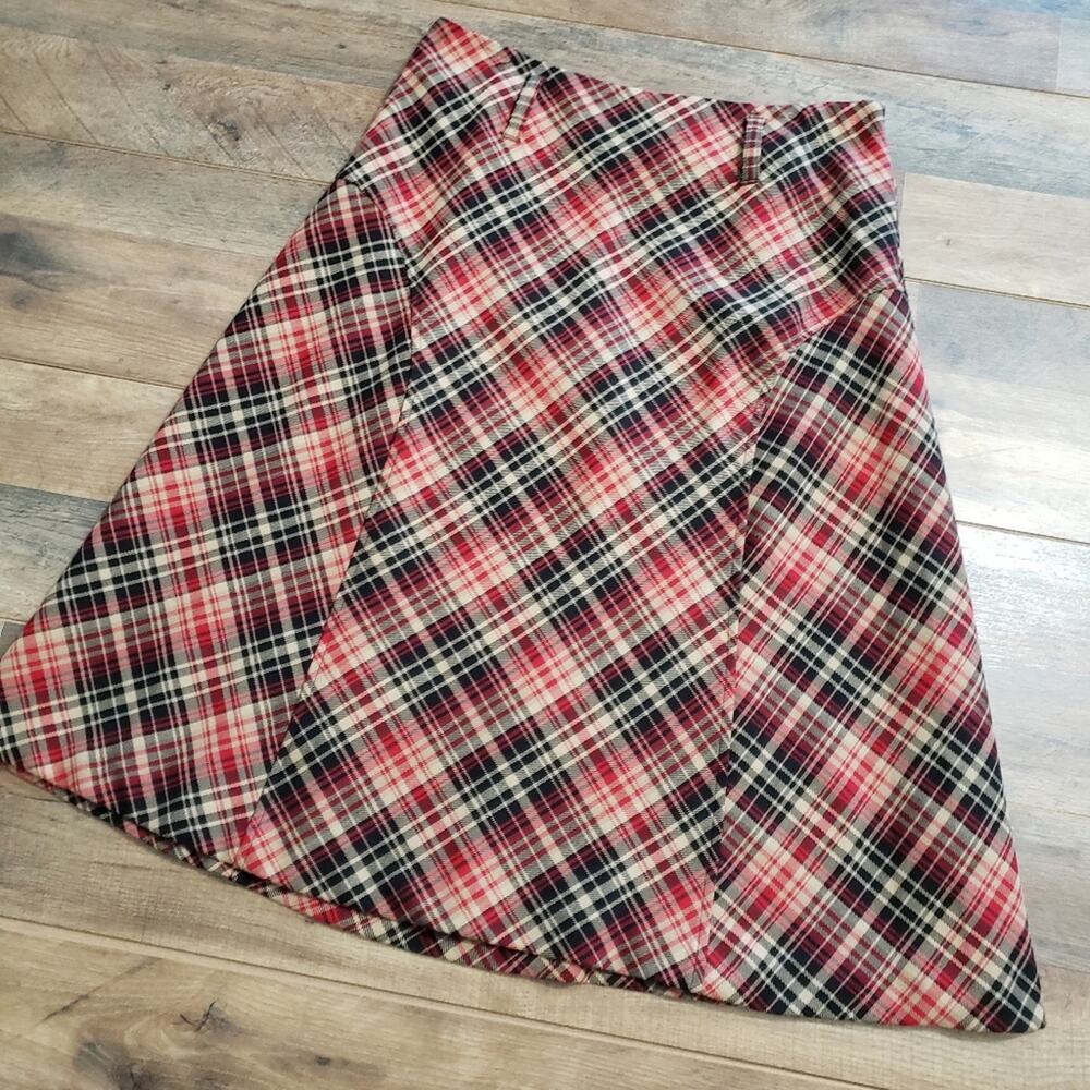 Jones Wear‎ Plaid A-Line Black Red And Tan Lined Side Zip Midi Skirt 10